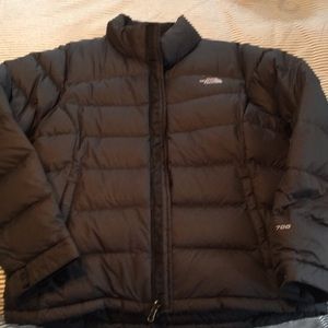 The North Face women’s black down 700 jacket sz L